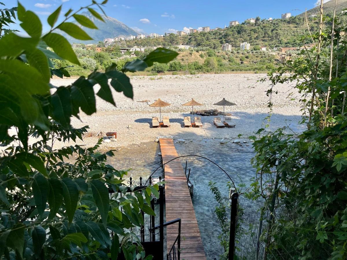 River Escape Villa - Private Beach, Scenic View & Bbq Tepelene Ngoại thất bức ảnh