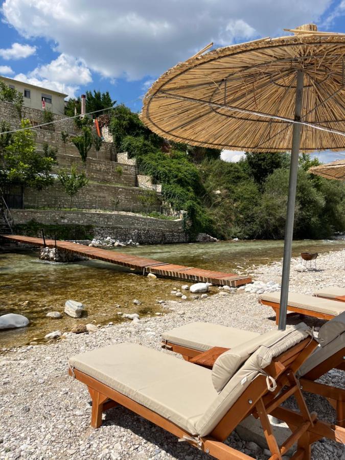 River Escape Villa - Private Beach, Scenic View & Bbq Tepelene Ngoại thất bức ảnh