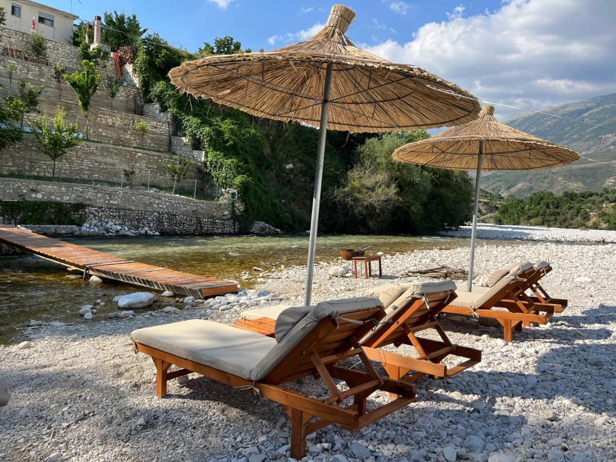 River Escape Villa - Private Beach, Scenic View & Bbq Tepelene Ngoại thất bức ảnh